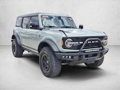 Used 2021 Ford Bronco First Edition image 3