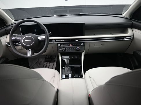 New 2026 Hyundai Tucson SE image 22