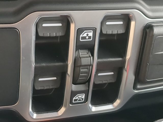 Used 2023 Jeep Gladiator Sport AWD/4WD image 23