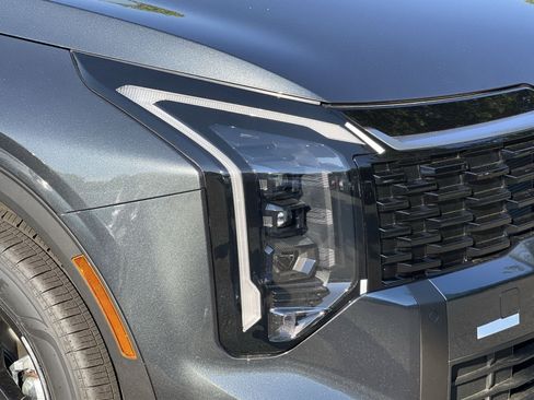 New 2026 Kia Sportage EX AWD/4WD image 13