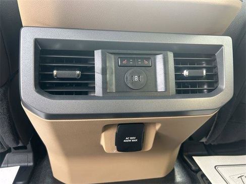 New 2025 Ford F350 Lariat w/ Lariat Ultimate Package AWD/4WD image 25