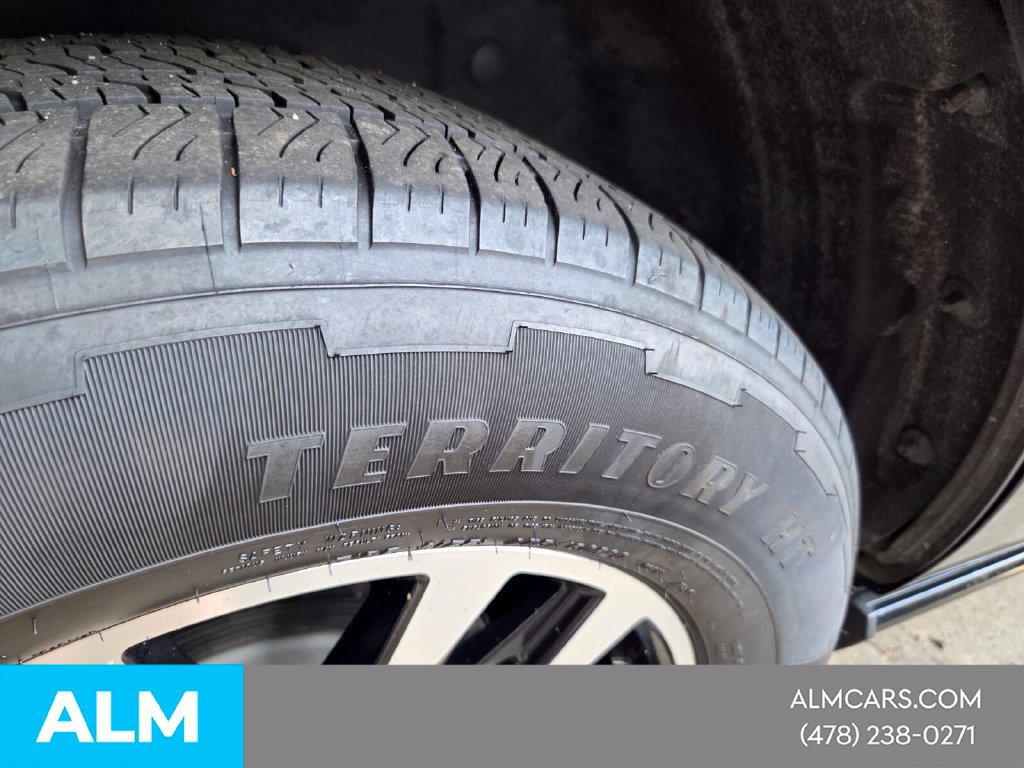 Used 2025 Ford Expedition Platinum AWD/4WD image 16