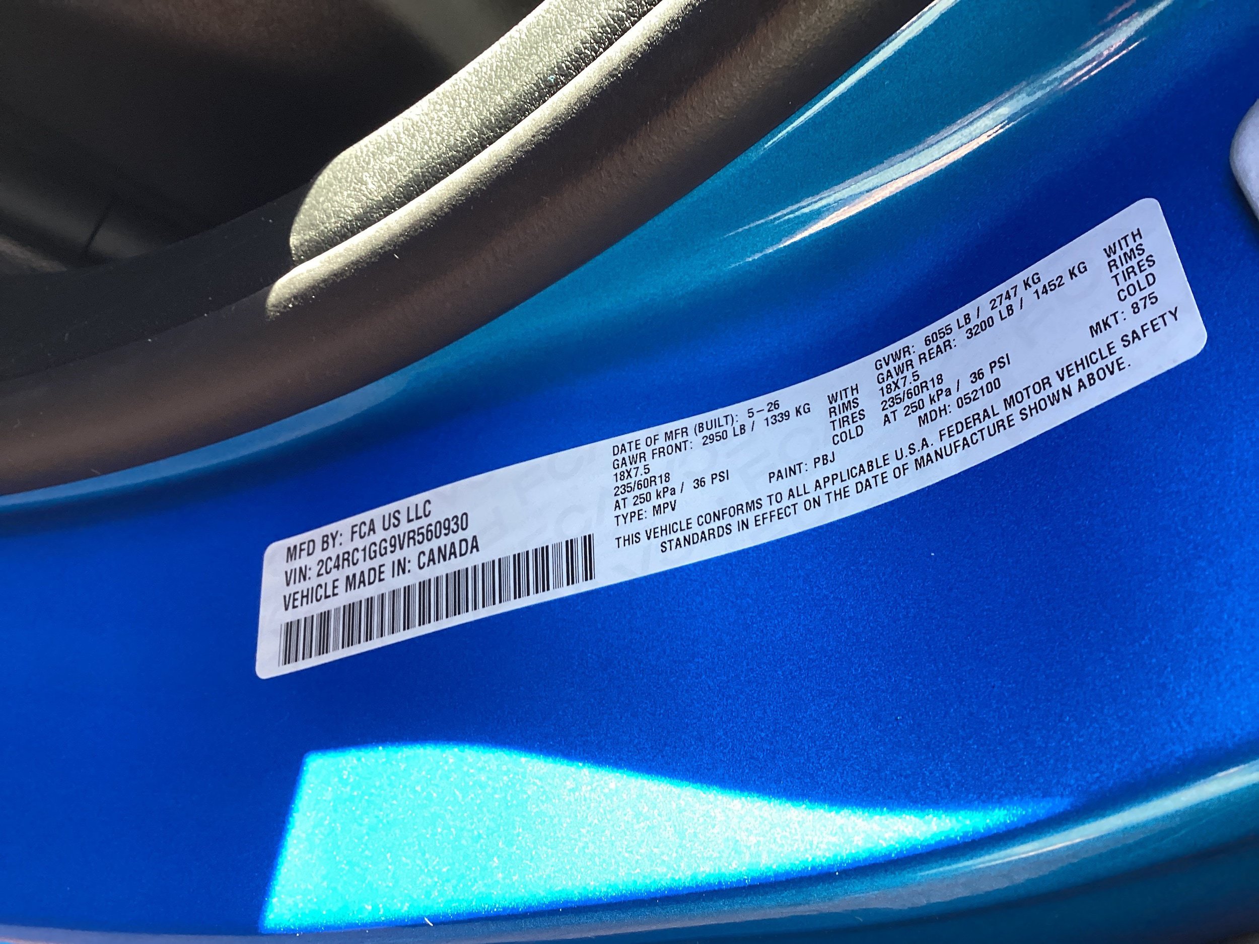 Used 2027 Chrysler Pacifica Limited FWD image 20