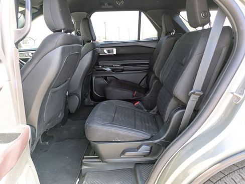 Used 2020 Ford Explorer XLT w/ Comfort Package AWD/4WD image 20