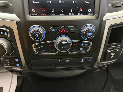 Used 2019 RAM 1500 Big Horn AWD/4WD image 51