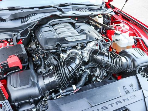 Used 2025 Ford Mustang GT Premium RWD image 27