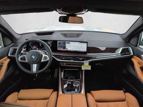 New 2026 BMW X5 xDrive50e image 15