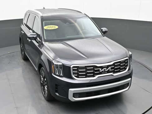 Used 2025 Kia Telluride SX w/ SX Captain's Chair Package image 38