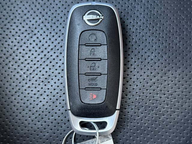 Certified 2023 Nissan Rogue Platinum FWD image 26