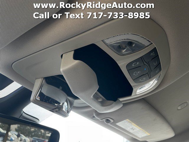 Used 2022 Chrysler Pacifica Touring-L FWD image 20
