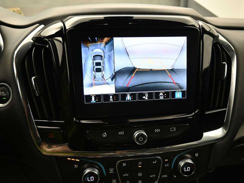 Used 2023 Chevrolet Traverse Premier w/ Redline Edition AWD/4WD image 8