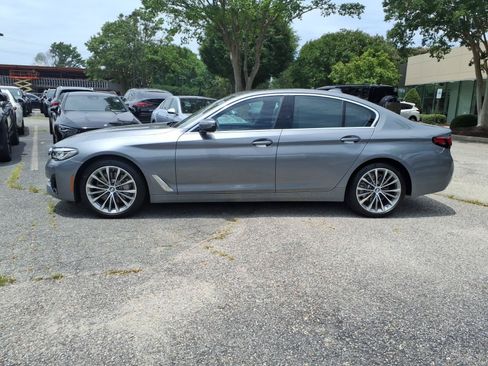 Used 2023 BMW 530i w/ Executive Package RWD image 9