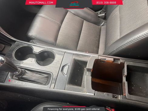 Used 2017 Chevrolet Impala LT FWD image 16