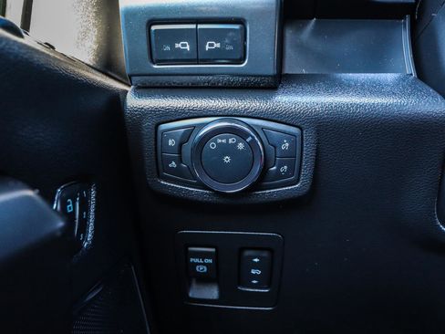 Used 2020 Ford F150 Lariat w/ Equipment Group 502A Luxury image 45