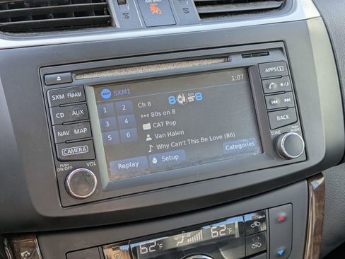 Used 2015 Nissan Sentra SL w/ Navigation Package image 22