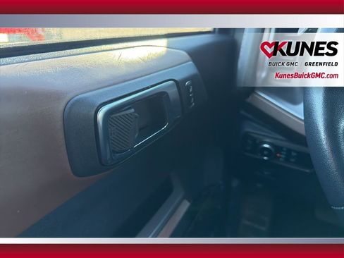 Used 2023 Ford Bronco Outer Banks image 33
