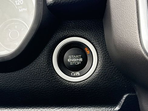 Used 2022 RAM 1500 Big Horn AWD/4WD image 24