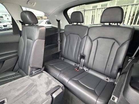 Used 2017 Audi Q7 3.0T Premium AWD/4WD image 47