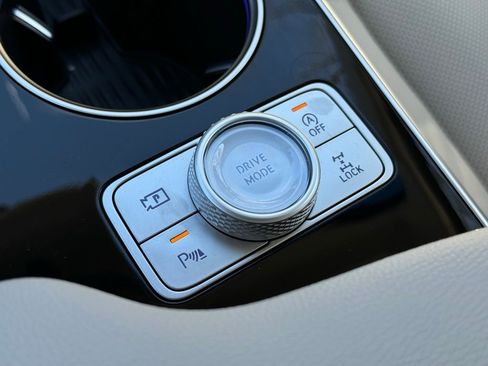 Used 2025 Genesis GV80 2.5T Standard image 34