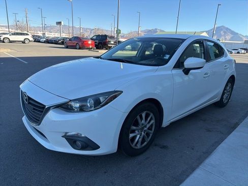 Used 2015 MAZDA MAZDA3 i Touring image 3