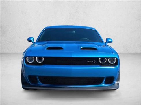 Used 2023 Dodge Challenger SRT Hellcat RWD image 2