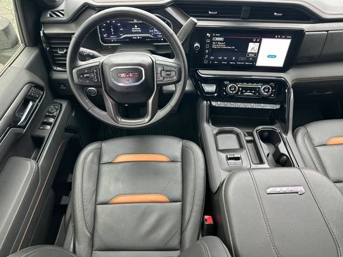Used 2025 GMC Sierra 2500 AT4 w/ AT4 Premium Plus Package image 24