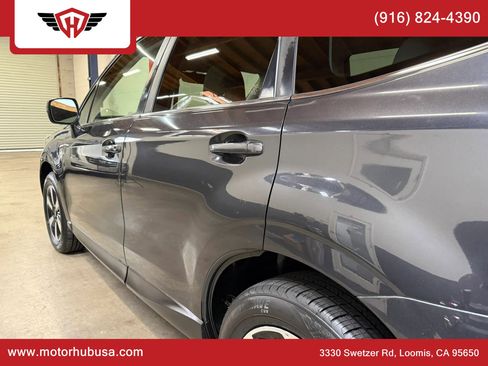 Used 2017 Subaru Forester 2.5i Limited image 4