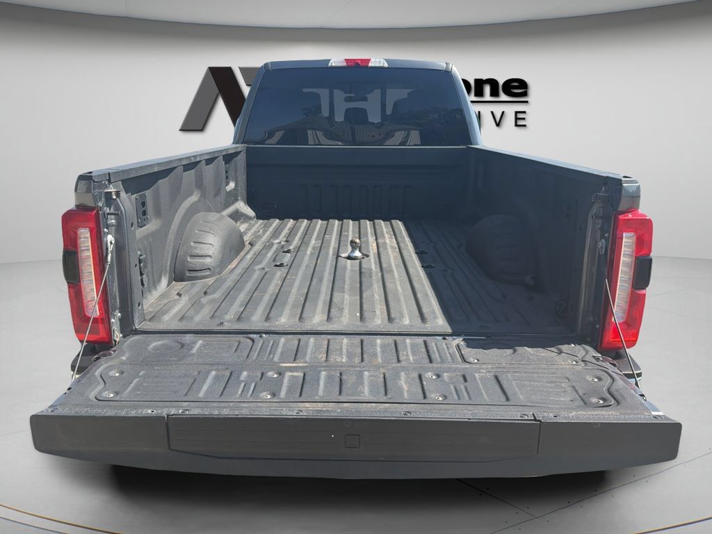 Used 2025 Ford F350 Lariat AWD/4WD image 20