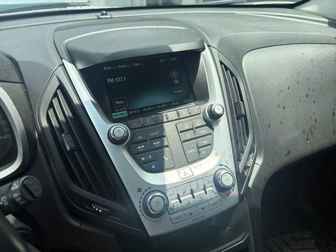 Used 2017 Chevrolet Equinox LT w/ Convenience Package AWD/4WD image 11