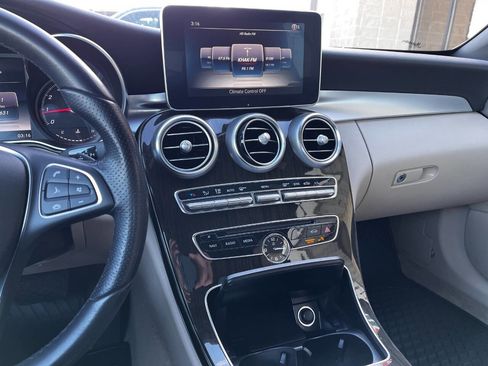 Used 2018 Mercedes-Benz C 300 4MATIC Cabriolet image 17