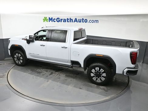 New 2026 GMC Sierra 3500 Denali w/ Denali Reserve Package image 21