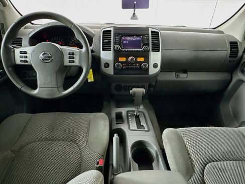 Used 2016 Nissan Frontier SV RWD image 25