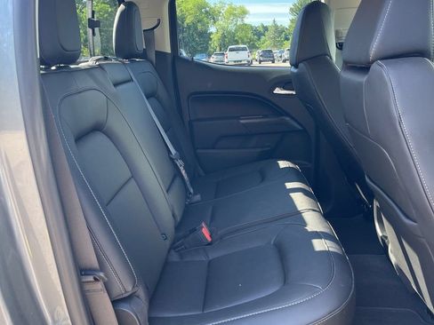 Used 2022 Chevrolet Colorado LT w/ Luxury Package AWD/4WD image 12
