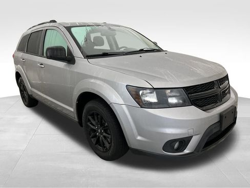 Used 2019 Dodge Journey SE w/ Connectivity Group image 8
