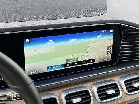 Certified 2023 Mercedes-Benz GLS 450 4MATIC image 18