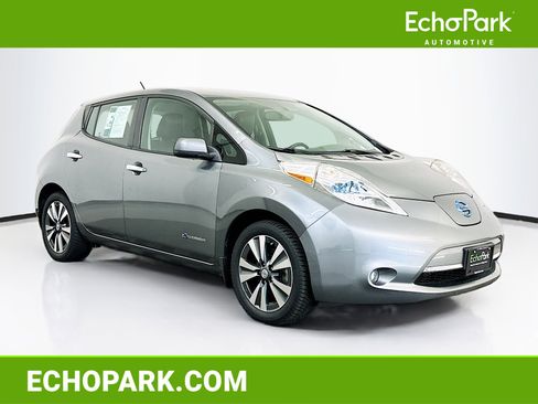 Used 2015 Nissan Leaf SL FWD image 1