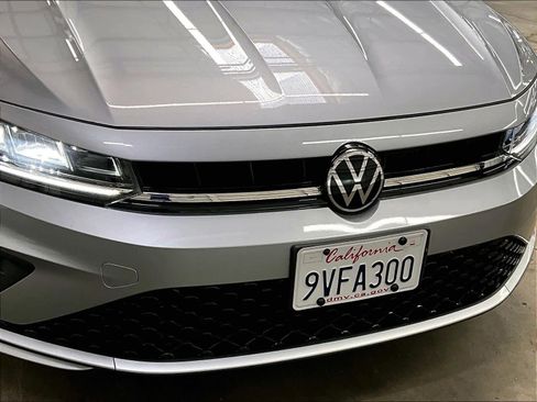 Used 2025 Volkswagen Jetta S image 31