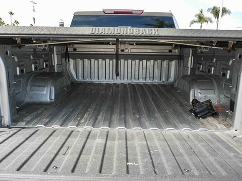 Used 2021 Chevrolet Silverado 1500 LT w/ Z71 Off-Road Package AWD/4WD image 28