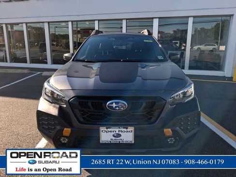 Used 2025 Subaru Outback Wilderness AWD/4WD image 2