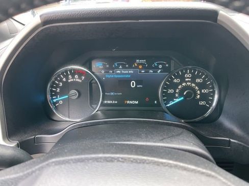 Used 2019 Ford F150 Lariat w/ Equipment Group 502A Luxury image 9