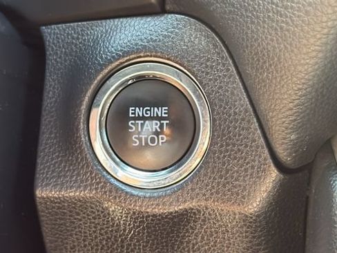Certified 2025 Toyota RAV4 XLE AWD/4WD image 19
