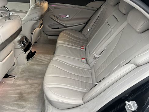 Used 2015 Mercedes-Benz S 550 Sedan image 22