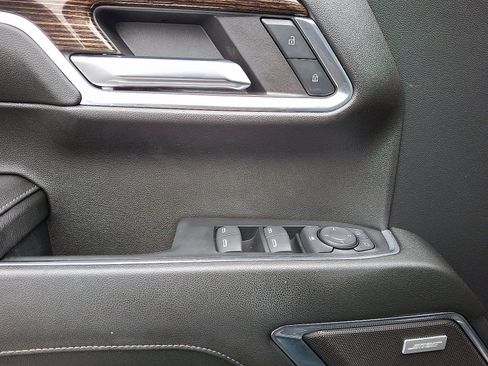 Used 2024 GMC Sierra 1500 Elevation w/ Elevation Premium Package image 12