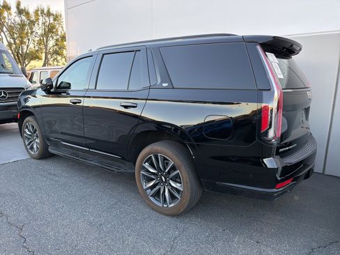 Used 2023 Cadillac Escalade Sport image 8