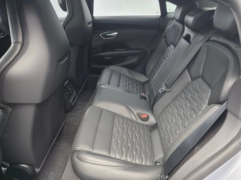 Used 2022 Audi e-tron GT Prestige AWD/4WD image 14