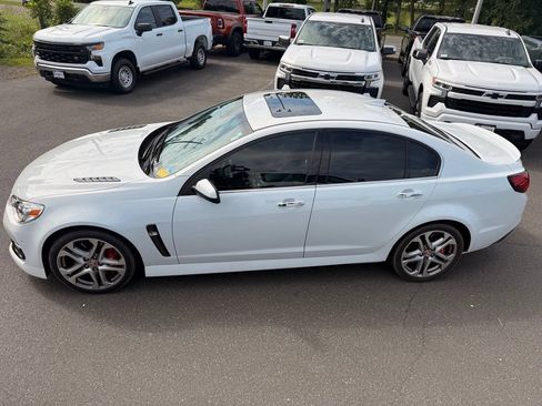 Used 2017 Chevrolet SS RWD image 5
