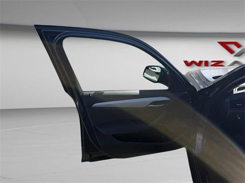 Used 2014 BMW X1 xDrive28i image 12