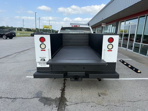 Used 2011 GMC Sierra 2500 W/T AWD/4WD image 5