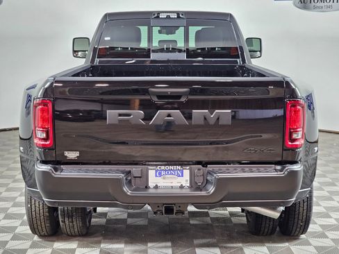 New 2026 RAM 3500 Tradesman AWD/4WD image 32