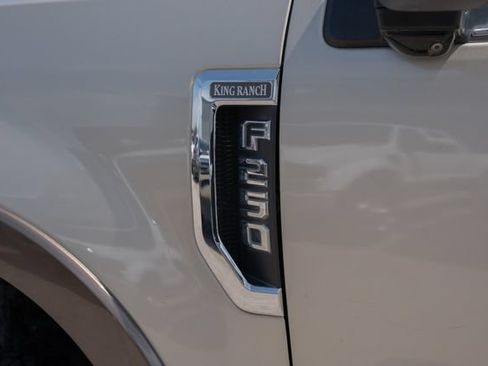 Used 2017 Ford F250 King Ranch w/ King Ranch Ultimate Package AWD/4WD image 18